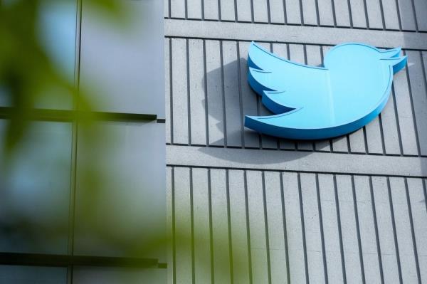 诉讼称，Twitter欠前雇员5亿美元的遣散费