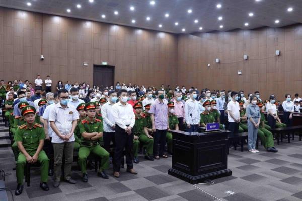 50名越南官员因流感大流行期间行贿救援飞机而受审