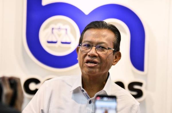 Shabery Cheek: BN needs to field more new faces for state polls 