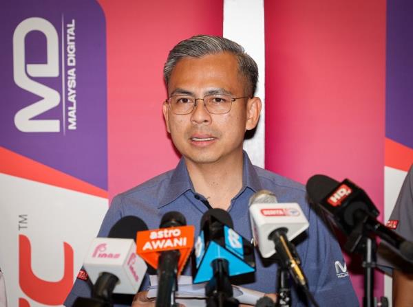 Fahmi: Communications Ministry devising programme to commemorate former DPM Dr Ismail in August